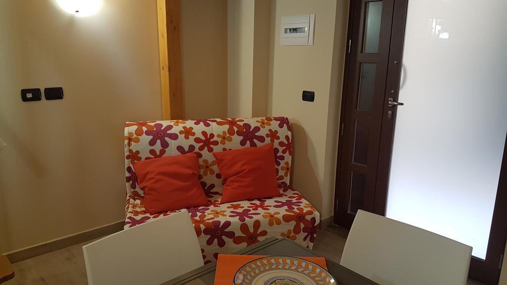 Loft Al Vicoletto Sul Mare Apartment Letojanni Luaran gambar